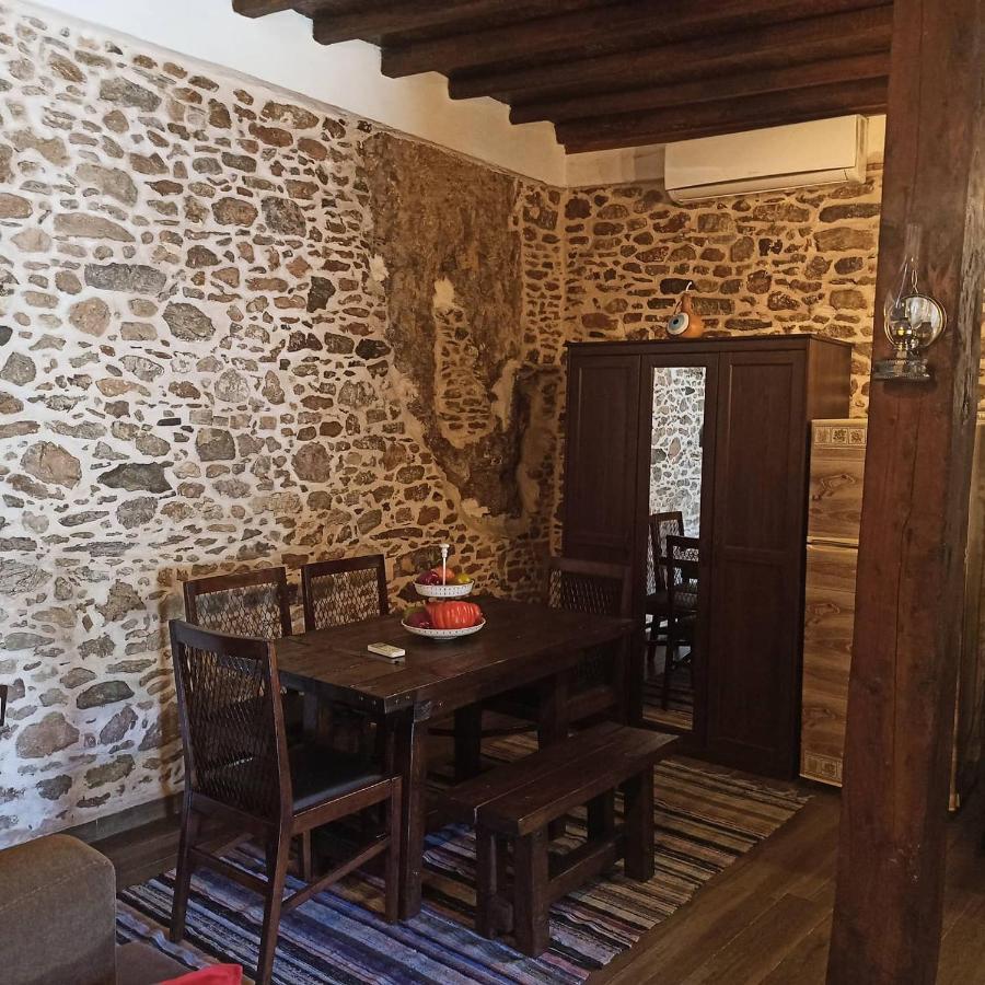 Areti'S Traditional House Apollona Exterior photo